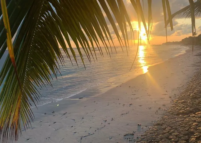 ホリデーパーク Telaga Beach View 2*